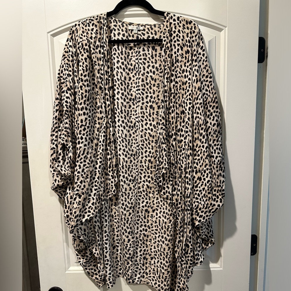Leopard print kimono